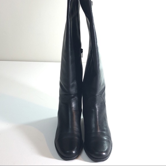 Stuart Weitzman Arlington boot 6.5 Black Nappa. - Picture 6 of 8